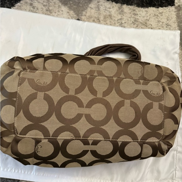 Coach purse - Picture 7 of 9